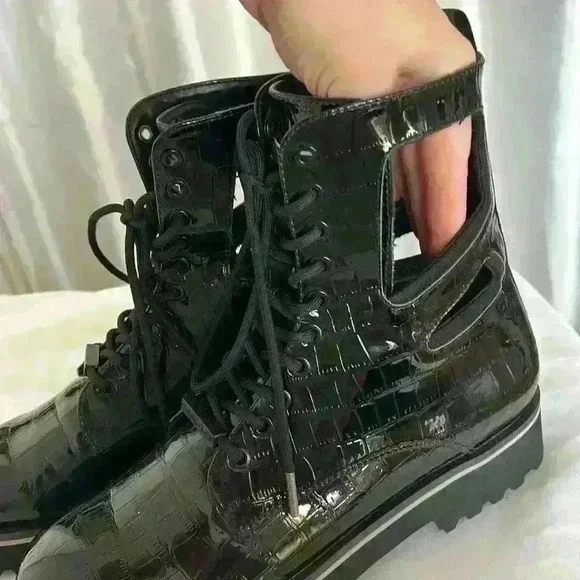 BRAND NEW Kendall + Kylie black boots ✨✨ - Picture 7 of 14